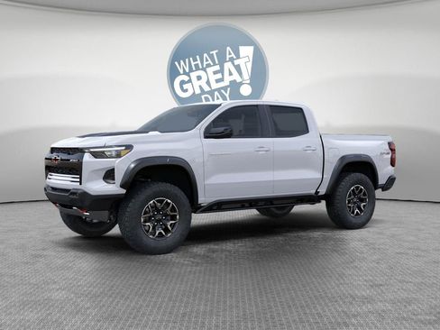 New 2026 Chevrolet Colorado ZR2 AWD/4WD image 2