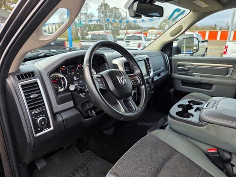 Used 2017 RAM 1500 Big Horn image 10
