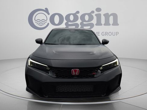 Used 2025 Honda Civic Type R image 8