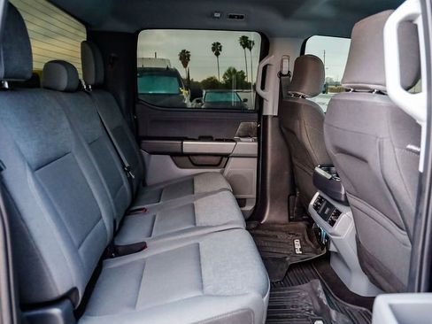 Used 2024 Ford F150 Lightning XLT image 19