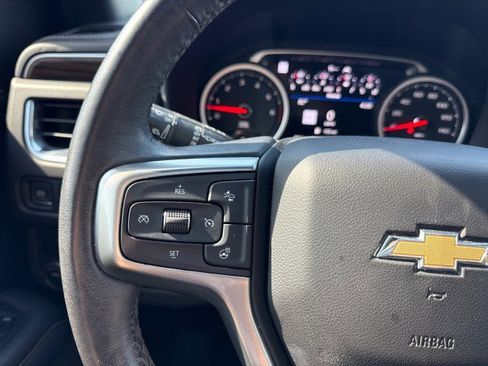 Used 2021 Chevrolet Suburban Premier image 37