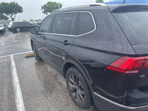 Used 2023 Volkswagen Tiguan SE image 6