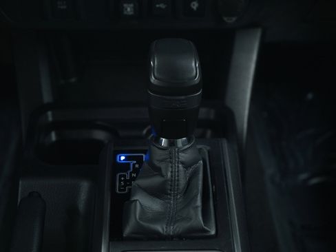 Used 2021 Toyota Tacoma TRD Off-Road w/ Blackout Package (TMS) image 20