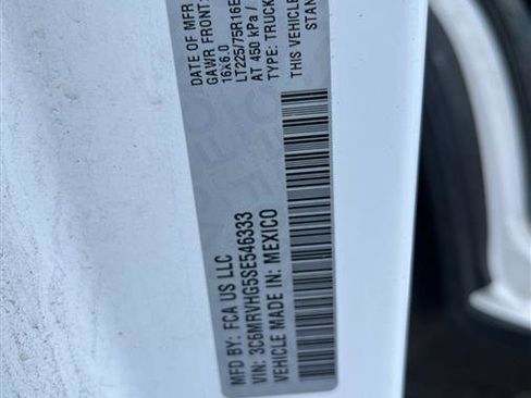 Used 2025 RAM ProMaster 3500 w/ Convenience Group image 10