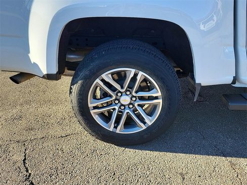 Used 2022 Chevrolet Colorado W/T w/ Custom Special Edition image 7