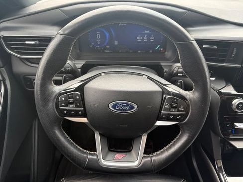 Used 2024 Ford Explorer ST w/ Technology Package AWD/4WD image 27