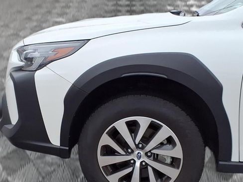 Certified 2025 Subaru Outback Premium w/ Popular Package #1A image 13