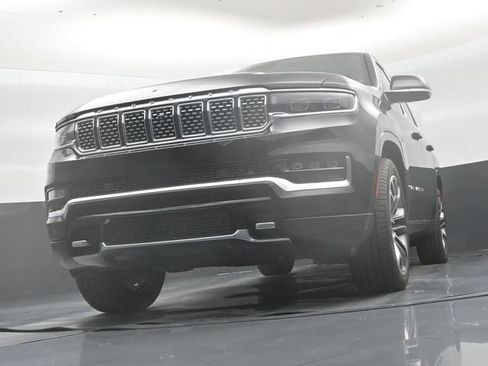 Used 2024 Jeep Grand Wagoneer Series III w/ Rear Seat Video Group 1 AWD/4WD image 47