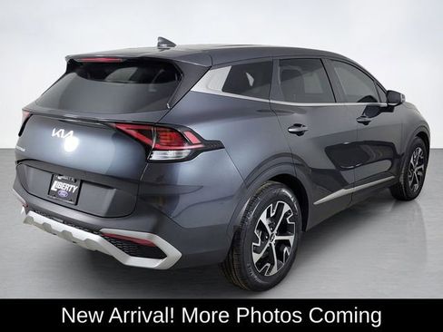 Used 2023 Kia Sportage EX image 3
