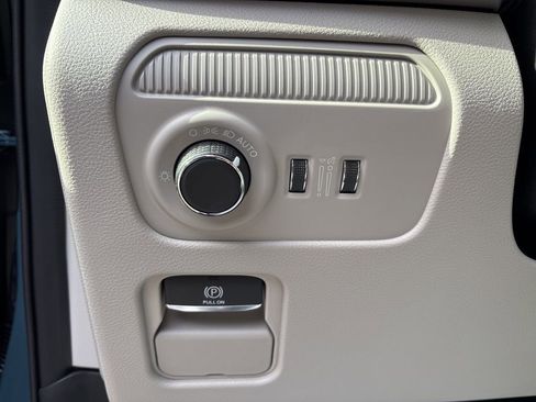 New 2026 Jeep Grand Wagoneer Summit AWD/4WD image 68
