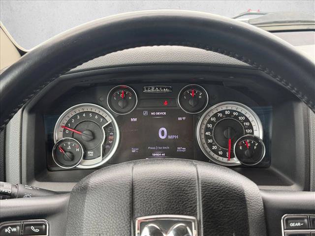 Used 2016 RAM 1500 Lone Star RWD image 10