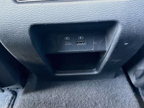 Used 2023 Mitsubishi Outlander SE AWD/4WD image 27