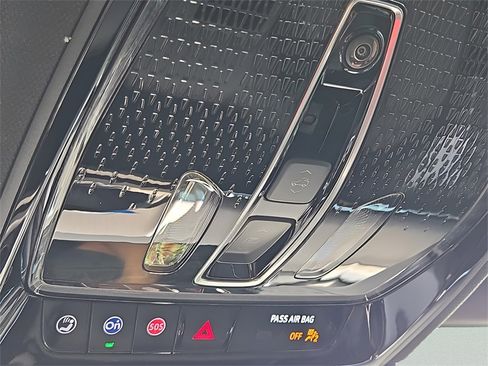 New 2026 Cadillac Vistiq Sport image 26