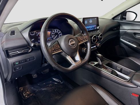 Used 2024 Nissan Sentra SR w/ SR Premium Package FWD image 23