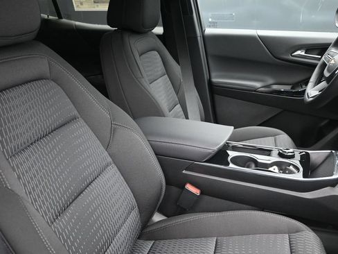 New 2026 Chevrolet Equinox LT w/ Safety and Technology Package FWD image 25