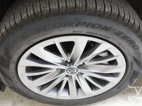 Used 2025 MAZDA CX-90 3.3 Turbo w/ Preferred Package AWD/4WD image 10
