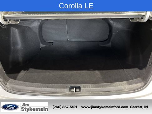 Used 2024 Toyota Corolla LE FWD image 10