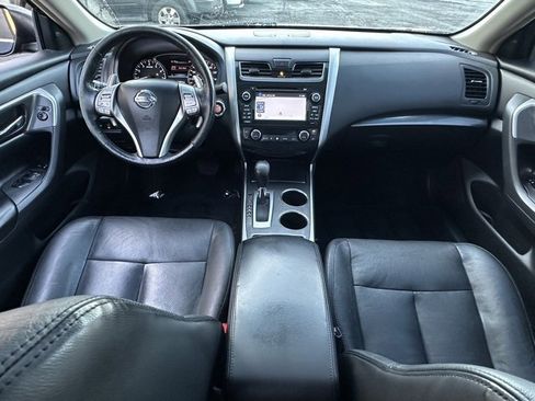 Used 2013 Nissan Altima 3.5 SL w/ Technology Pkg image 30