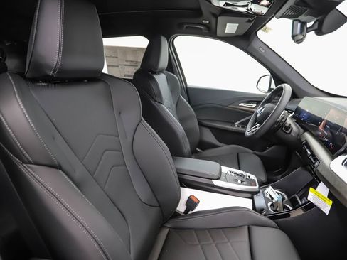 New 2026 BMW X1 xDrive28i w/ M Sport Package image 32