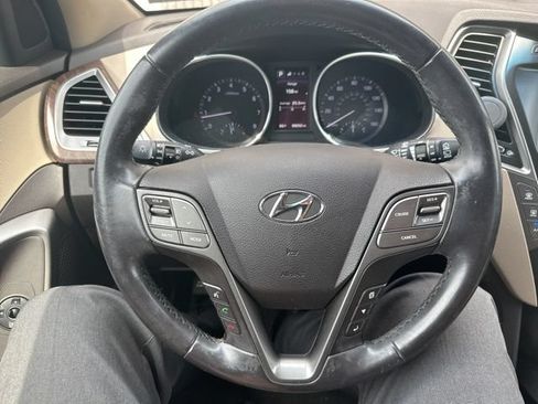 Used 2017 Hyundai Santa Fe SE w/ SE Premium Package 02 AWD/4WD image 23