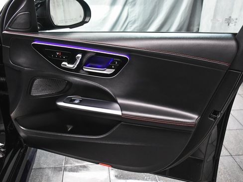 Used 2024 Mercedes-Benz C 43 AMG 4MATIC Sedan image 17