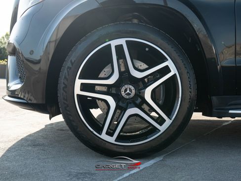 Used 2018 Mercedes-Benz GLS 550 4MATIC w/ Driver Assistance Package image 9