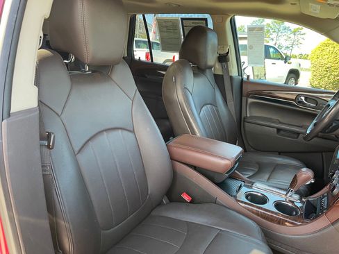Used 2014 Buick Enclave Leather image 31
