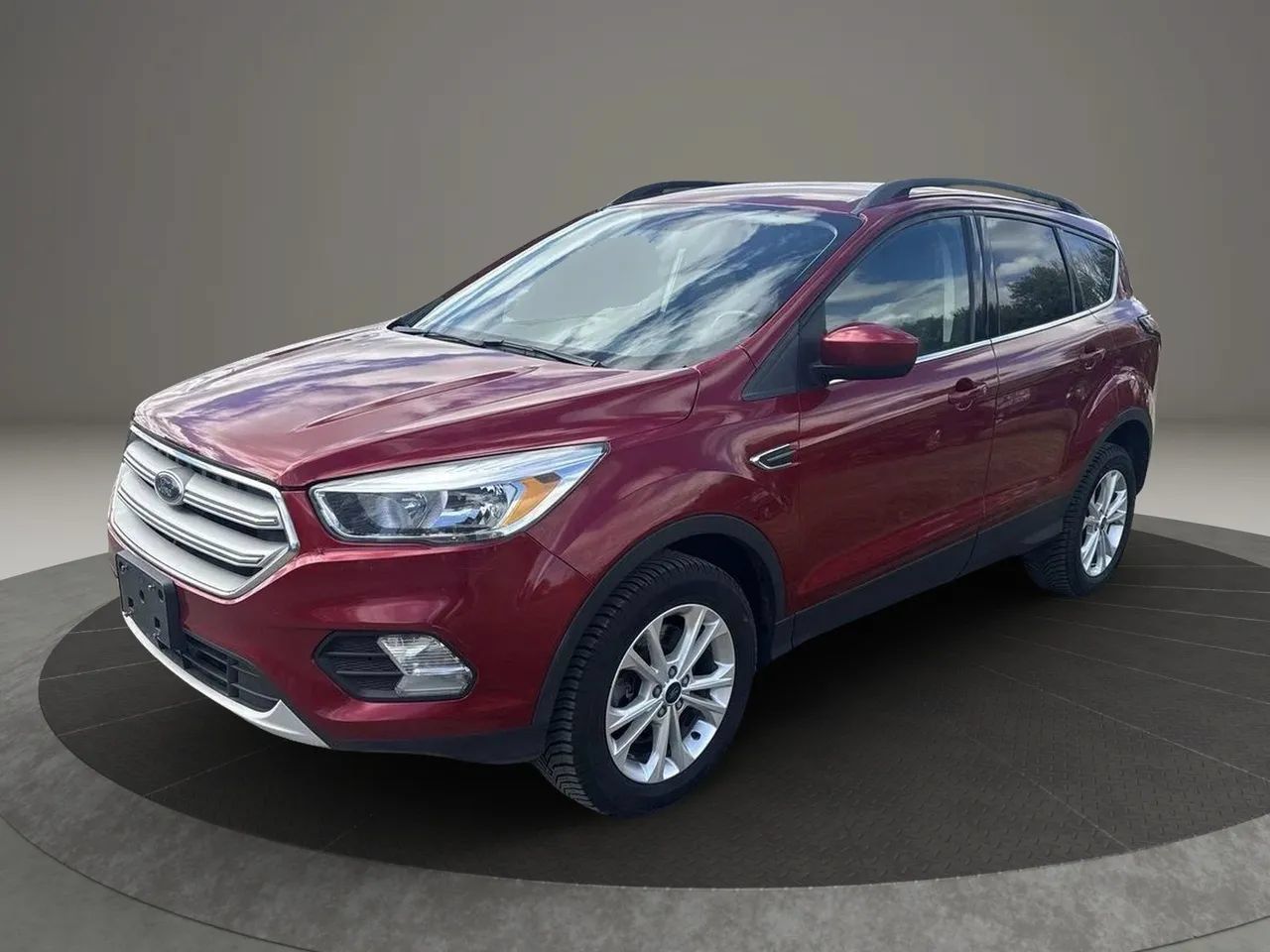 Used 2018 Ford Escape SE AWD/4WD image 1
