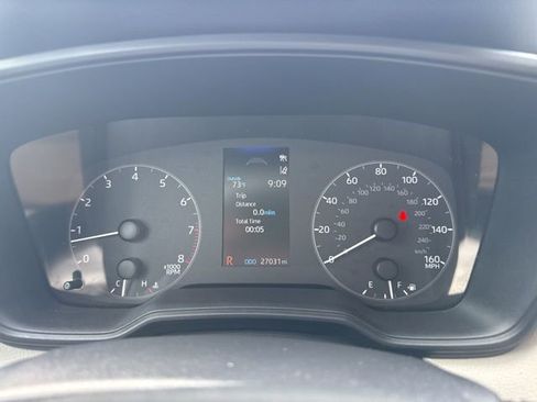 Used 2025 Toyota Corolla Cross L FWD image 26