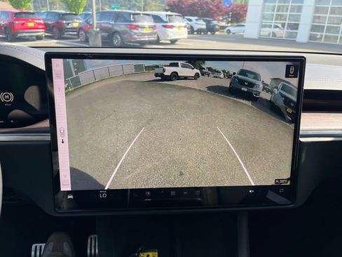 Used 2024 Tesla Model X AWD/4WD image 23
