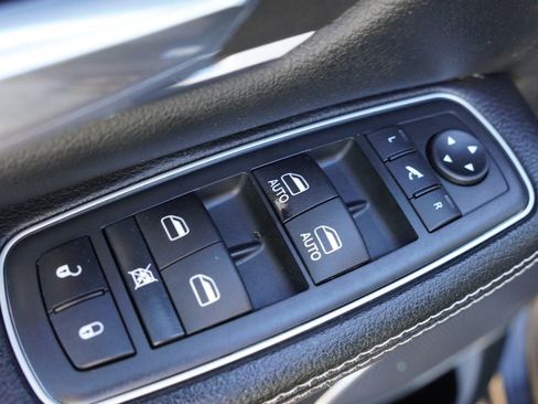 Certified 2020 RAM 1500 Laramie AWD/4WD image 23