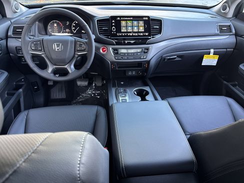 New 2026 Honda Ridgeline RTL image 17