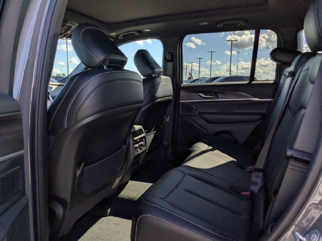 New 2027 Jeep Grand Cherokee Limited w/ Limited Altitude Package RWD image 14