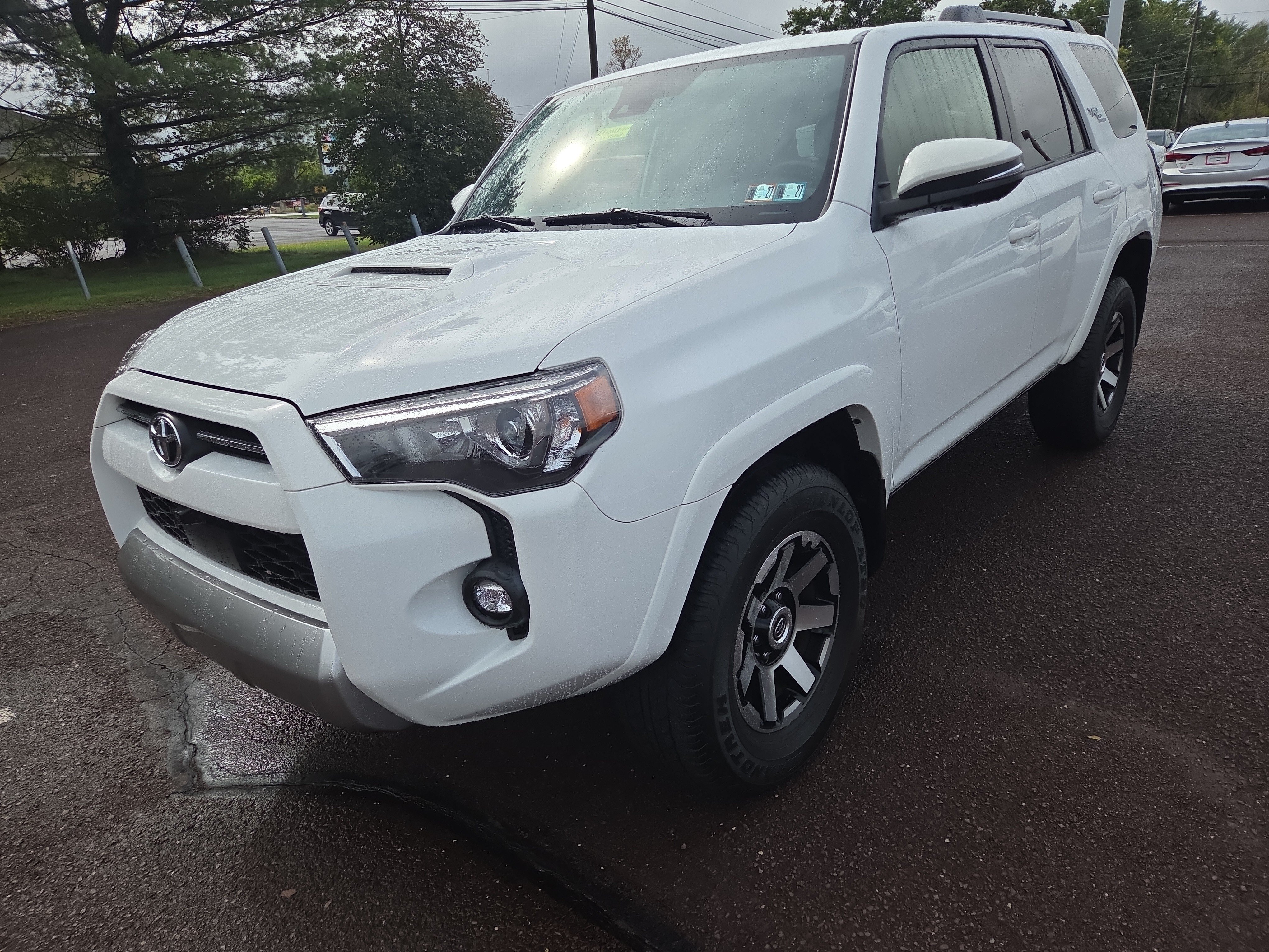 Certified 2024 Toyota 4Runner TRD Off-Road Premium AWD/4WD image 7