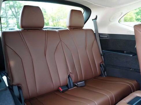 Certified 2026 Acura MDX SH-AWD w/ Technology Package image 34