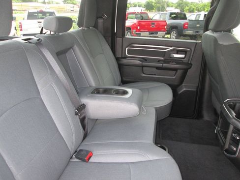 Used 2024 RAM 2500 Big Horn w/ Off Road Package AWD/4WD image 20