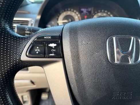Used 2011 Honda Odyssey EX image 27