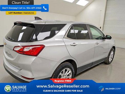 Used 2021 Chevrolet Equinox LT w/ Driver Convenience Package image 4