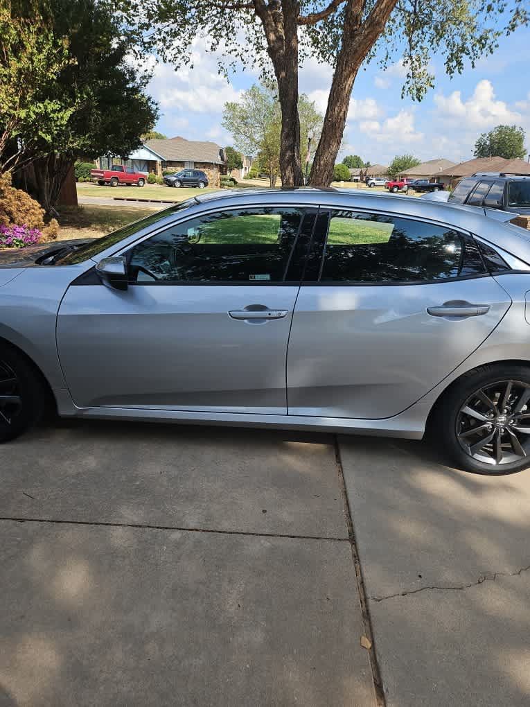 Used 2020 Honda Civic EX image 2