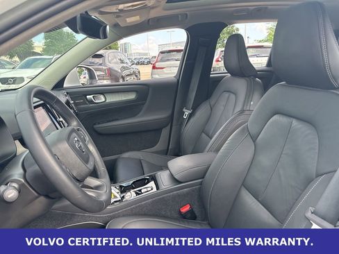 Certified 2023 Volvo XC40 B5 Ultimate w/ Protection Package Premier AWD/4WD image 18