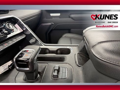 Used 2024 GMC Sierra 1500 Denali AWD/4WD image 14