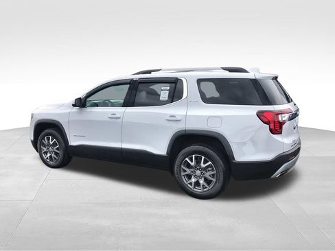 Used 2023 GMC Acadia SLE w/ Driver Convenience Package FWD image 6