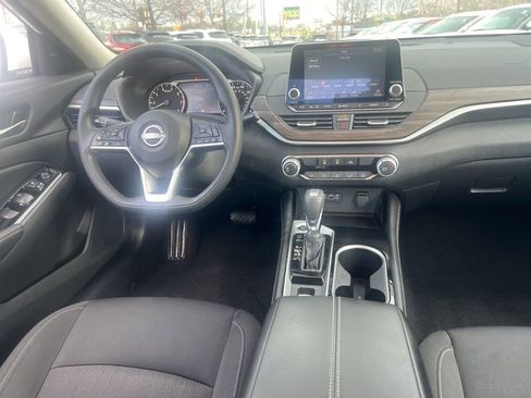 Certified 2023 Nissan Altima 2.5 SV image 16