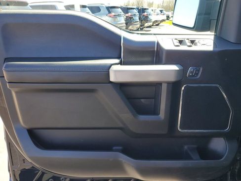 Used 2018 Ford F150 Lariat w/ Equipment Group 502A Luxury AWD/4WD image 26