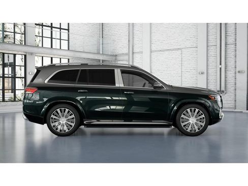 Used 2024 Mercedes-Benz Maybach GLS 600 4MATIC image 2