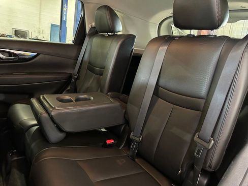 Used 2019 Nissan Rogue SL AWD/4WD image 40