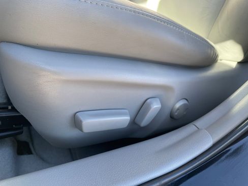 Used 2014 Toyota Camry XLE image 29