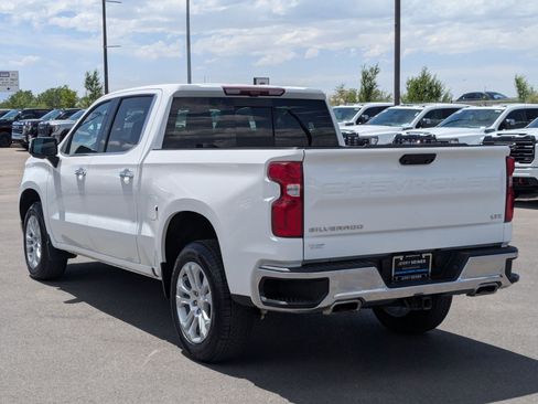 Used 2022 Chevrolet Silverado 1500 LTZ w/ Technology Package AWD/4WD image 3