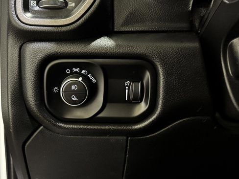 Used 2022 RAM 2500 Tradesman AWD/4WD image 28