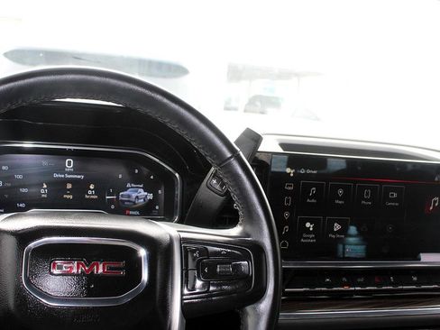 Used 2024 GMC Sierra 1500 Elevation image 29